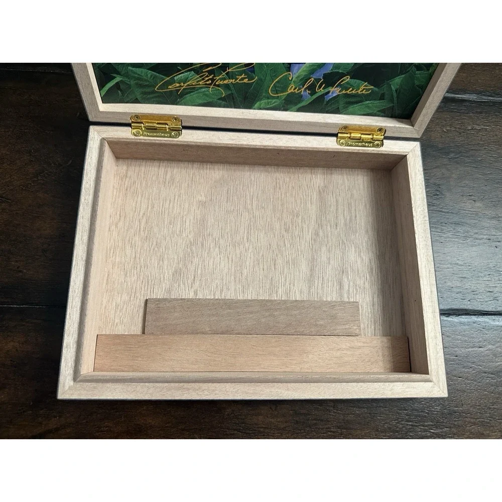 Arturo Fuente Opus X Heaven And Earth Taurus The Bull  lacquer Cigar  Humidor